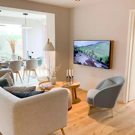 Bades Huk Haus 12 51 - Og Lejlighed